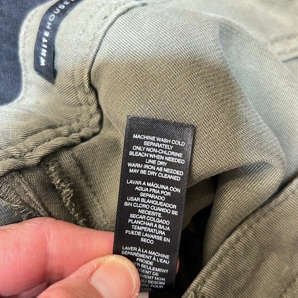 WHBM “The 5” Short” Army Green colored,decorative crisscross side stitches - Picture 12 of 12